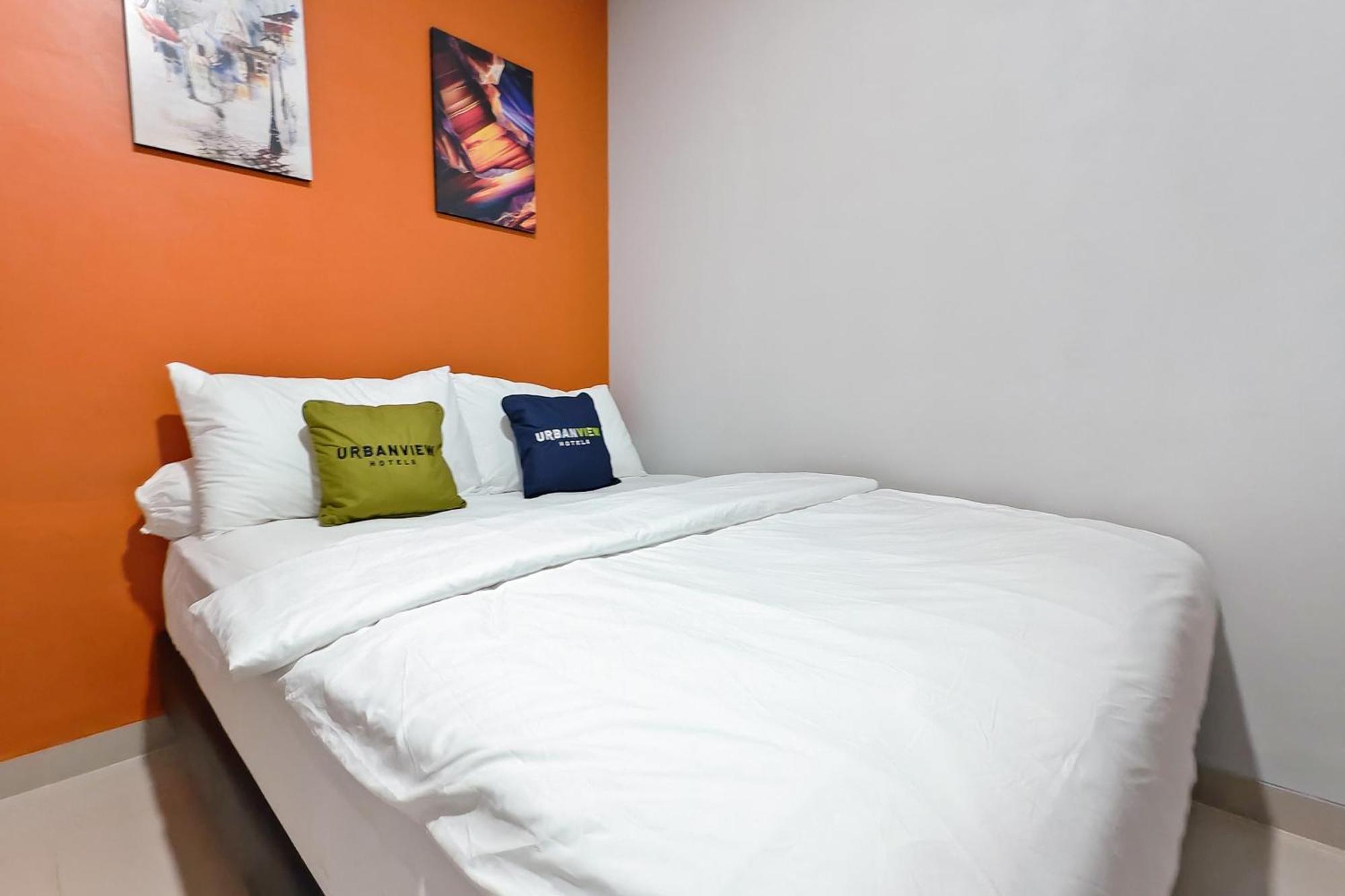 Urbanview Green Lake Sunter Residence Джакарта Экстерьер фото